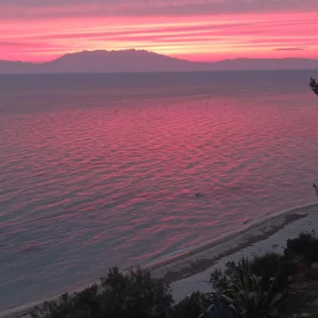 G & J On The Sea Cozy By Rentalspro Services - Halkidiki